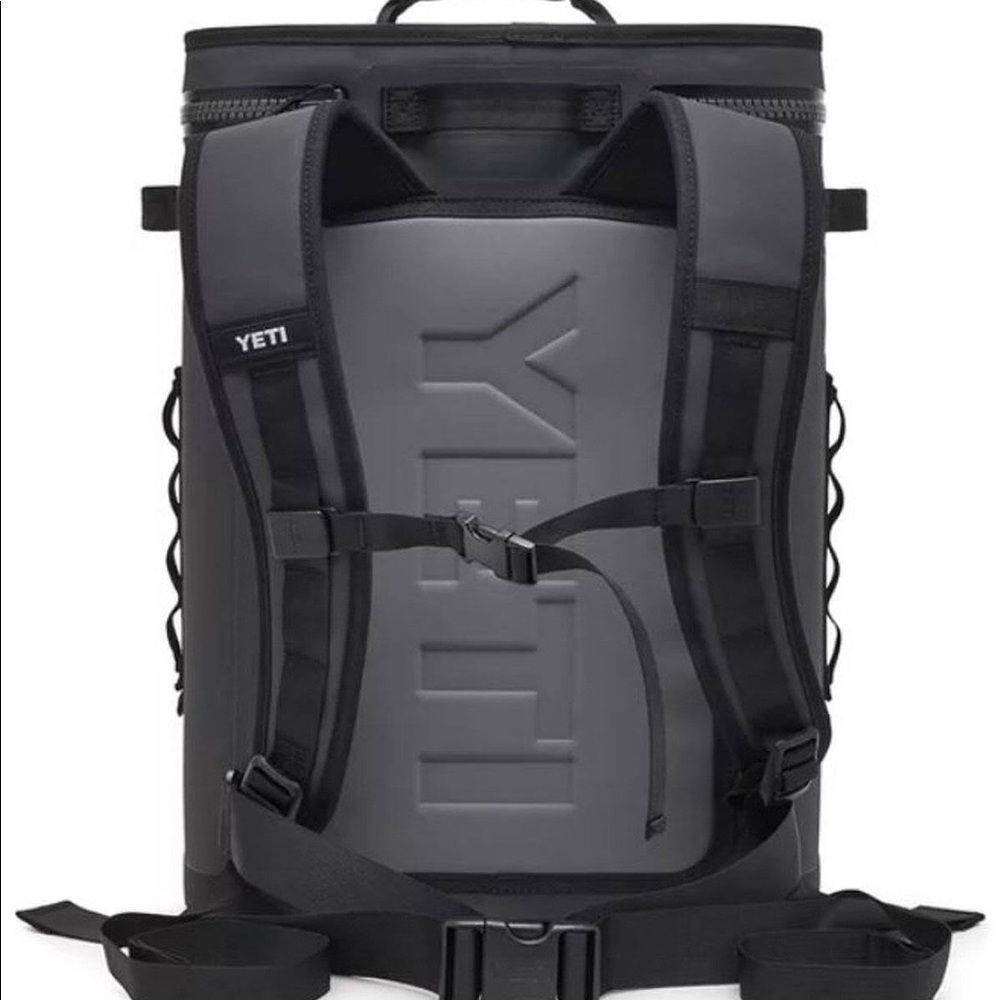 Yeti hooper black flip 24 cooler